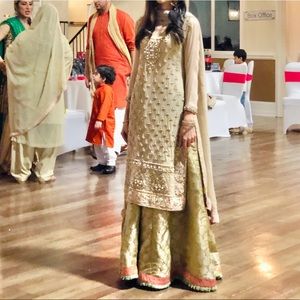 Indian pakistani wedding outfits